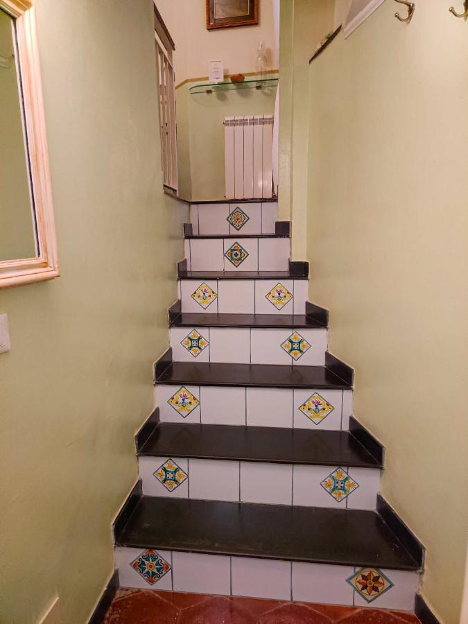 Nari Bed&Breakfast Гаета Екстериор снимка