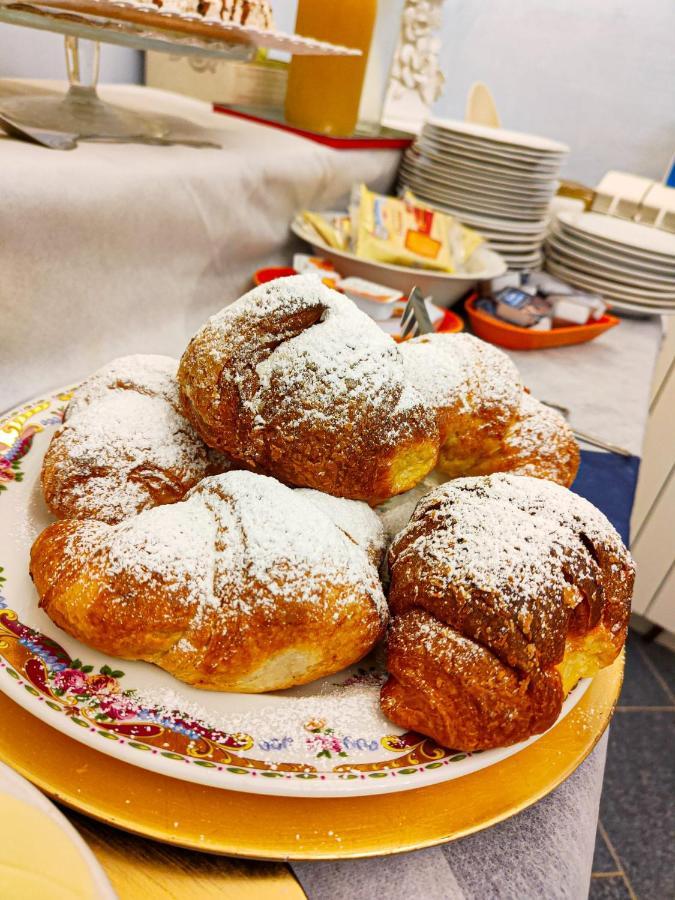 Nari Bed&Breakfast Гаета Екстериор снимка