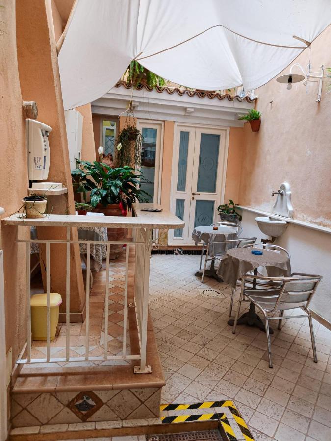 Nari Bed&Breakfast Гаета Екстериор снимка