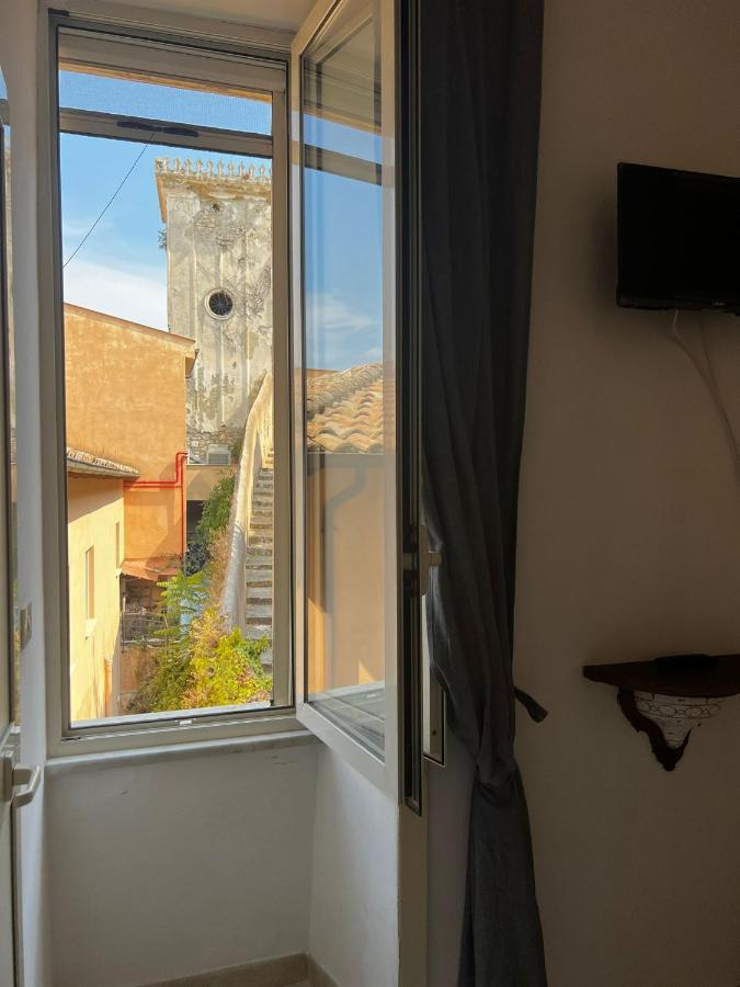 Nari Bed&Breakfast Гаета Екстериор снимка